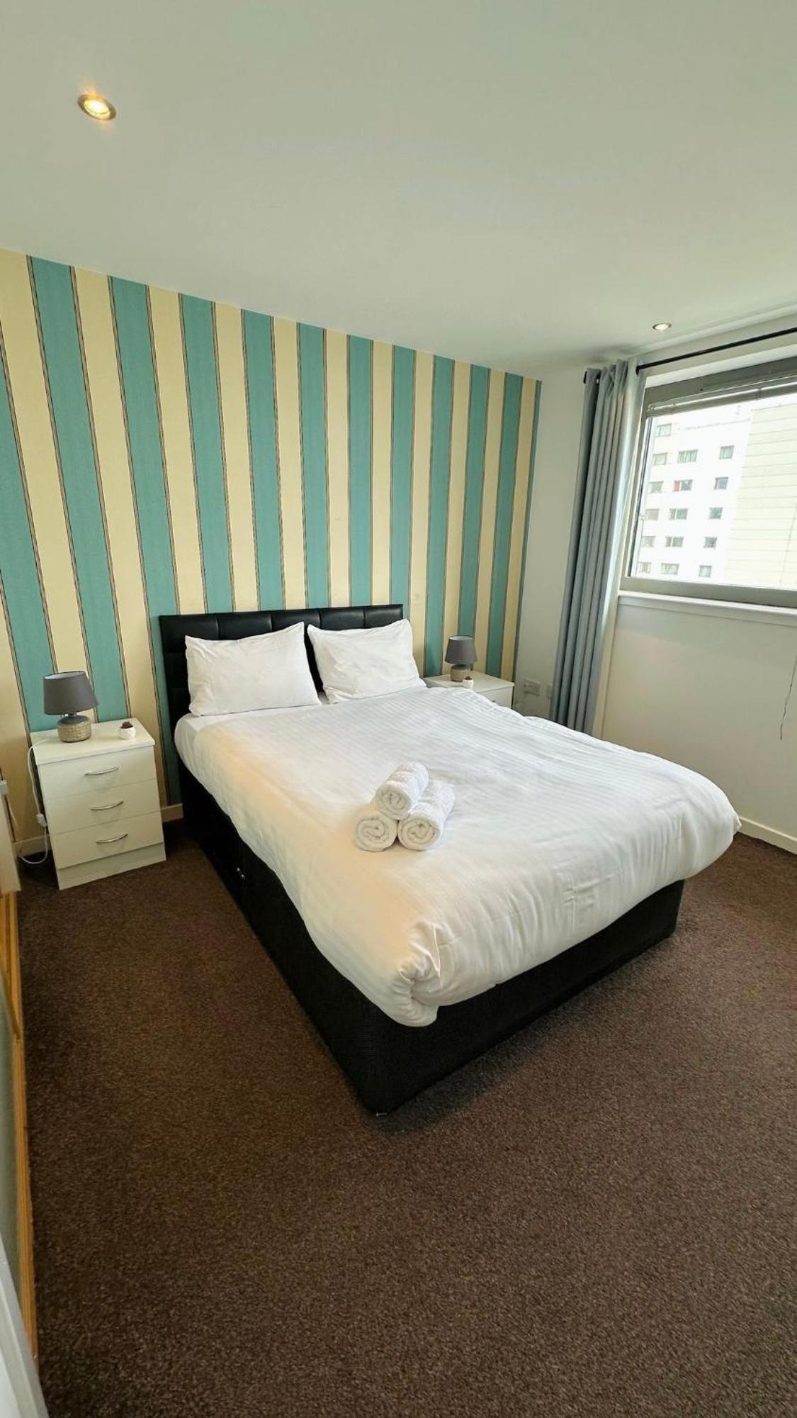 Britannia Apartments Единбург Екстериор снимка