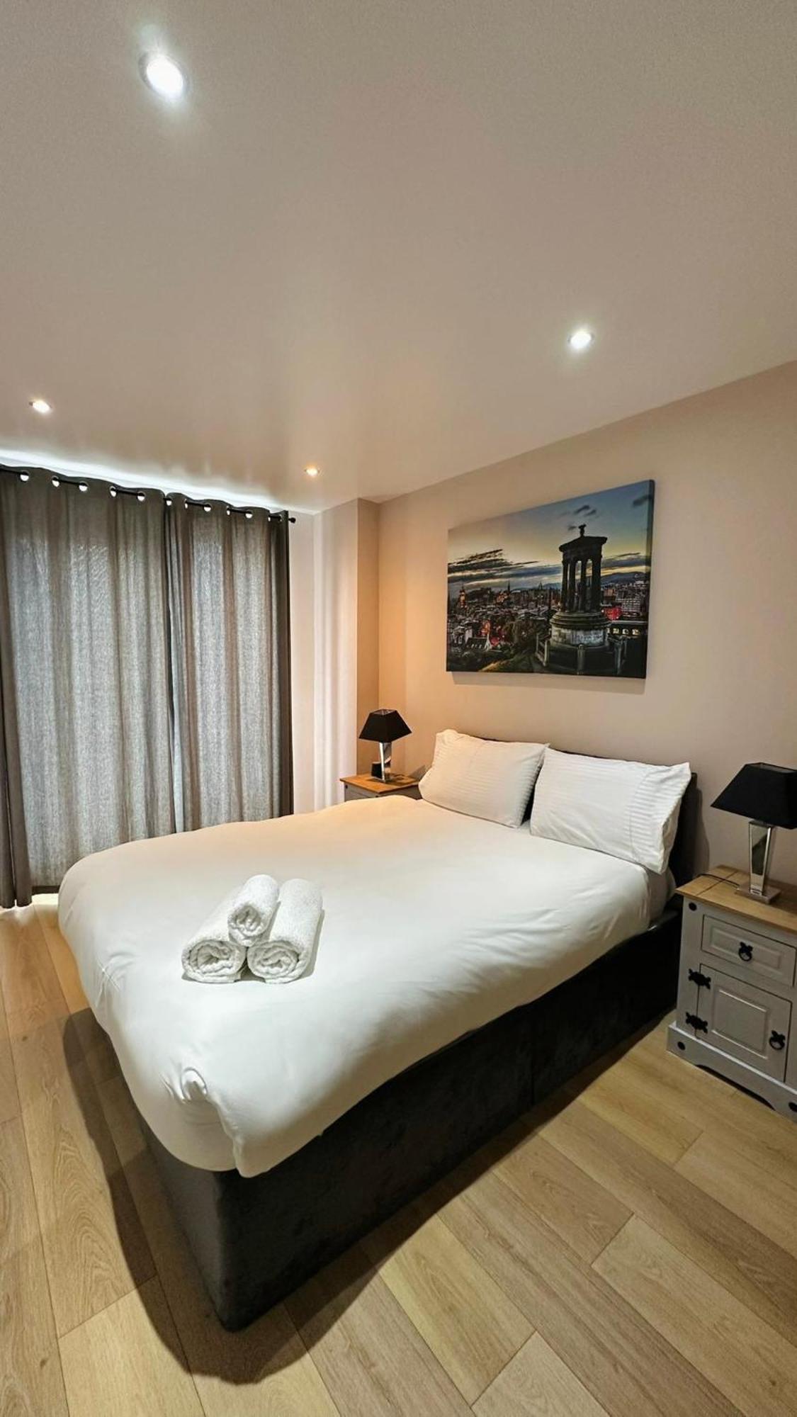 Britannia Apartments Единбург Екстериор снимка